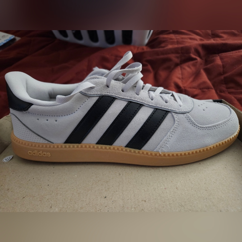 Adidas Women's Gray and Black Breaknet Sleek Sneakers - Picture 2 of 3